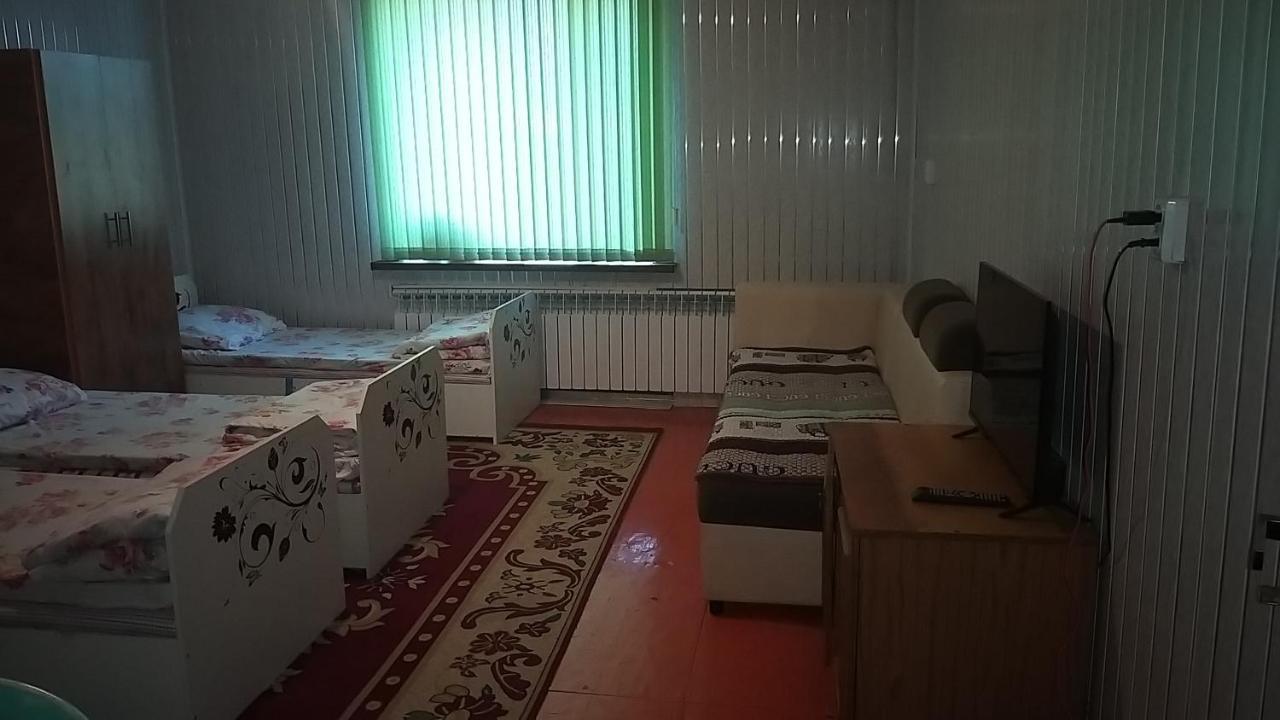 Guest House 777 Turkistan Luaran gambar