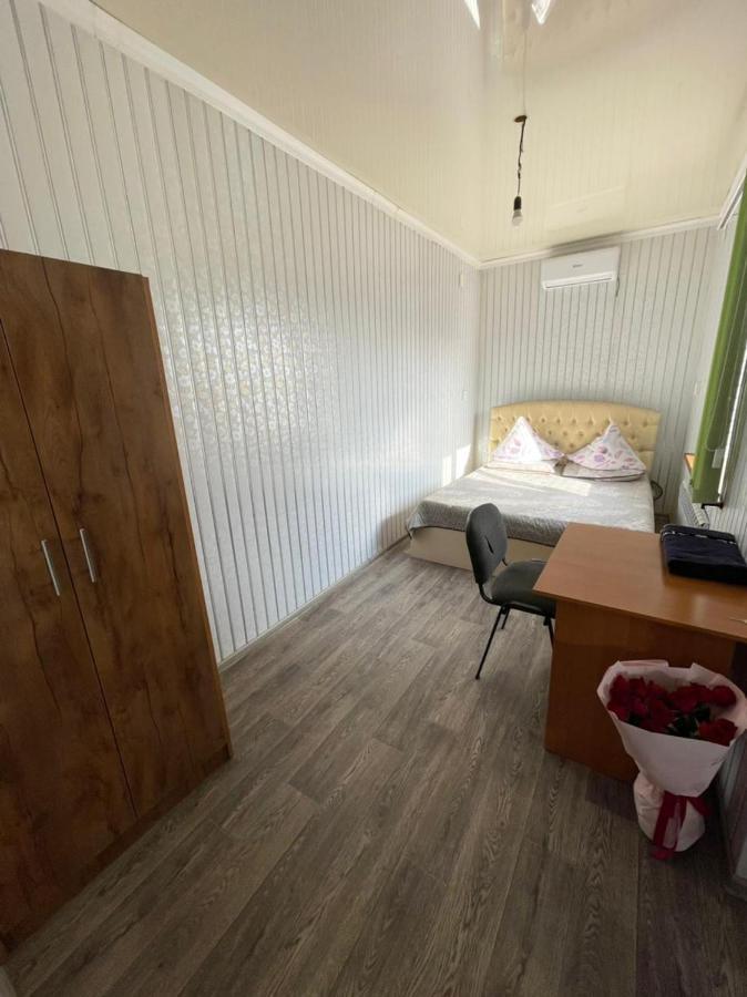Guest House 777 Turkistan Luaran gambar
